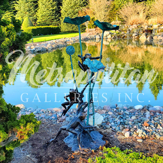 Three Frogs on Lillies Fountain Bronze Statue